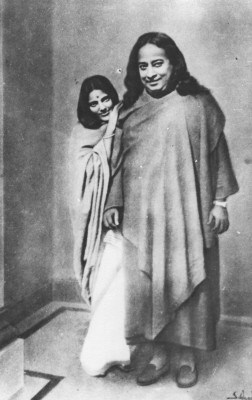 Master and Ananda Moyi Ma