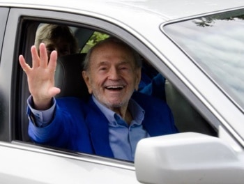 Swami Kriyananda Waving